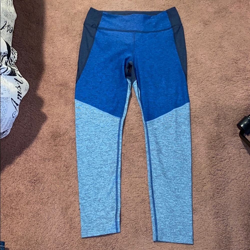 Outdoor voices leggings